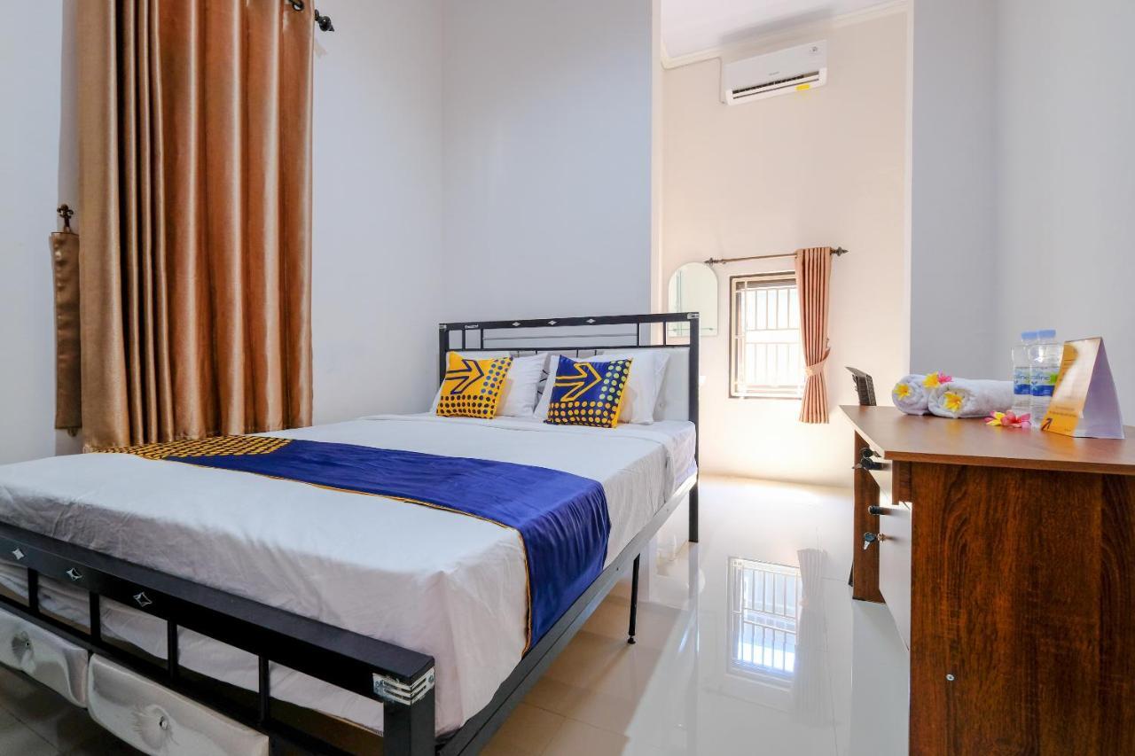 Spot On 1784 Tnc Residence Syariah Mataram Exterior foto